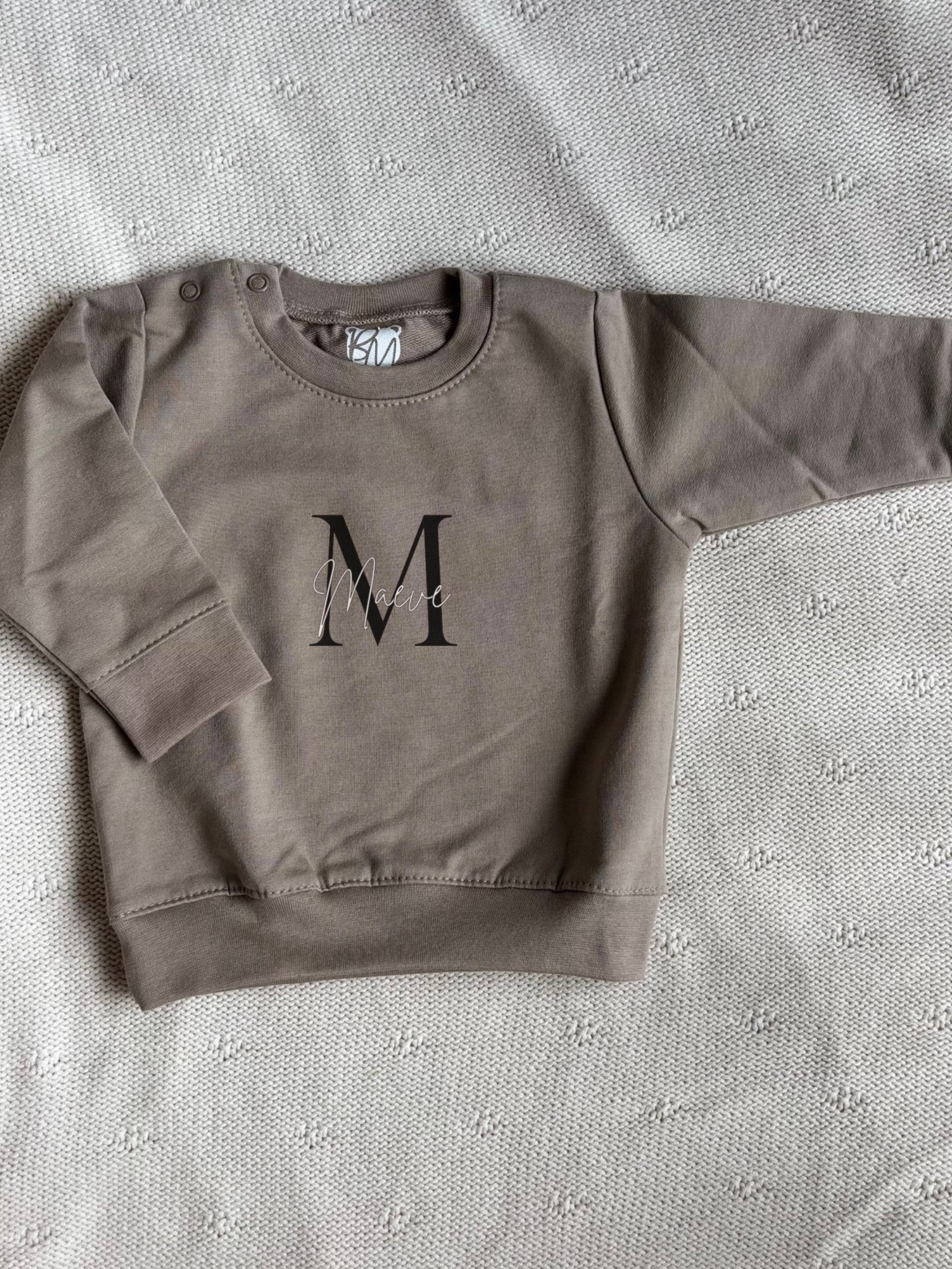 Gepersonaliseerde sweater met naam en voorletter